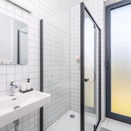 Apartment Europa *